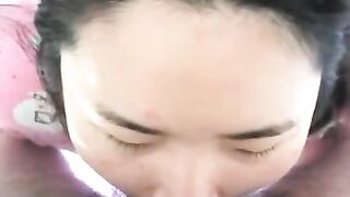 Chinese girl eats my entire big dick小姑娘把我的大鸡吧整个吃下去