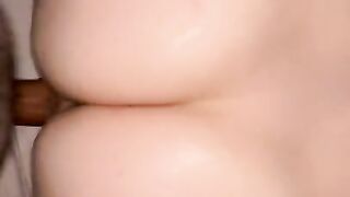 Pawg gets cumshot