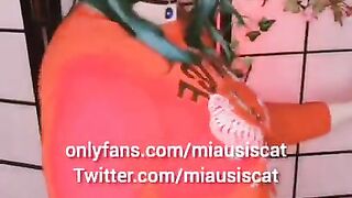 La putita de Miausiscat baila en Tiktok para sus seguidores y mueve sus ricas tetas