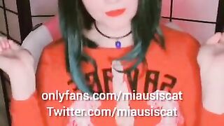 La putita de Miausiscat baila en Tiktok para sus seguidores y mueve sus ricas tetas