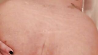 Missricarivera And Her First Anal Shot