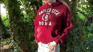 Outdoor quickie in the woods