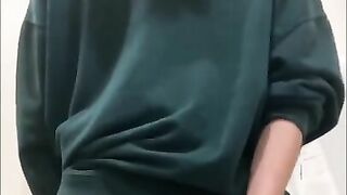 Japanese pissing with an erection of 40% of potential