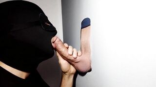 Bisexual male returns to Gloryhole after months outside Spain.