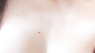染みパンティ見て…鼻にぐりぐりエッチな匂い押し付けたい…オナニーでいっぱい喘ぎ声出ちゃう