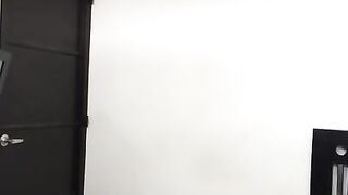 I record myself changing my clothes to make my boyfriend horny