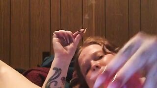 Smoking and dildo fucking myself????????