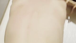 『完全素人』スタイル抜群の保育士が乱れる！敏感に感じまくり。