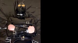 Submissive wife in latex tied up has a great orgasm