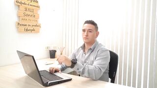 Creampie-busty Pervert Kneels During the Interview and Sucks Her Boss's Dick Until She Gets the Job
