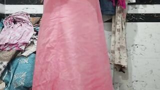 Priya Bhabi Nice Back Side Big Ass Bathing Video