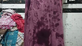 Priya Bhabi Nice Back Side Big Ass Bathing Video